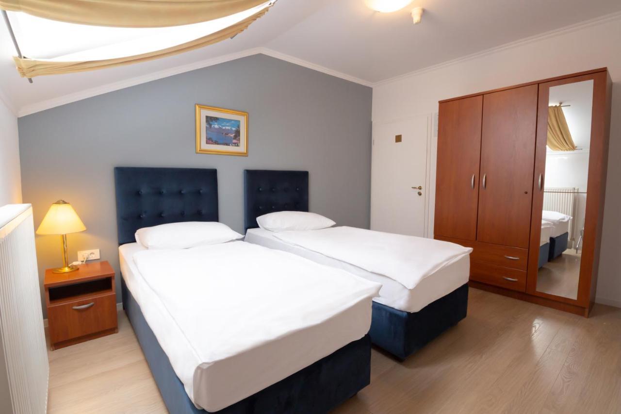 Hotel Vila Tina Загреб Экстерьер фото