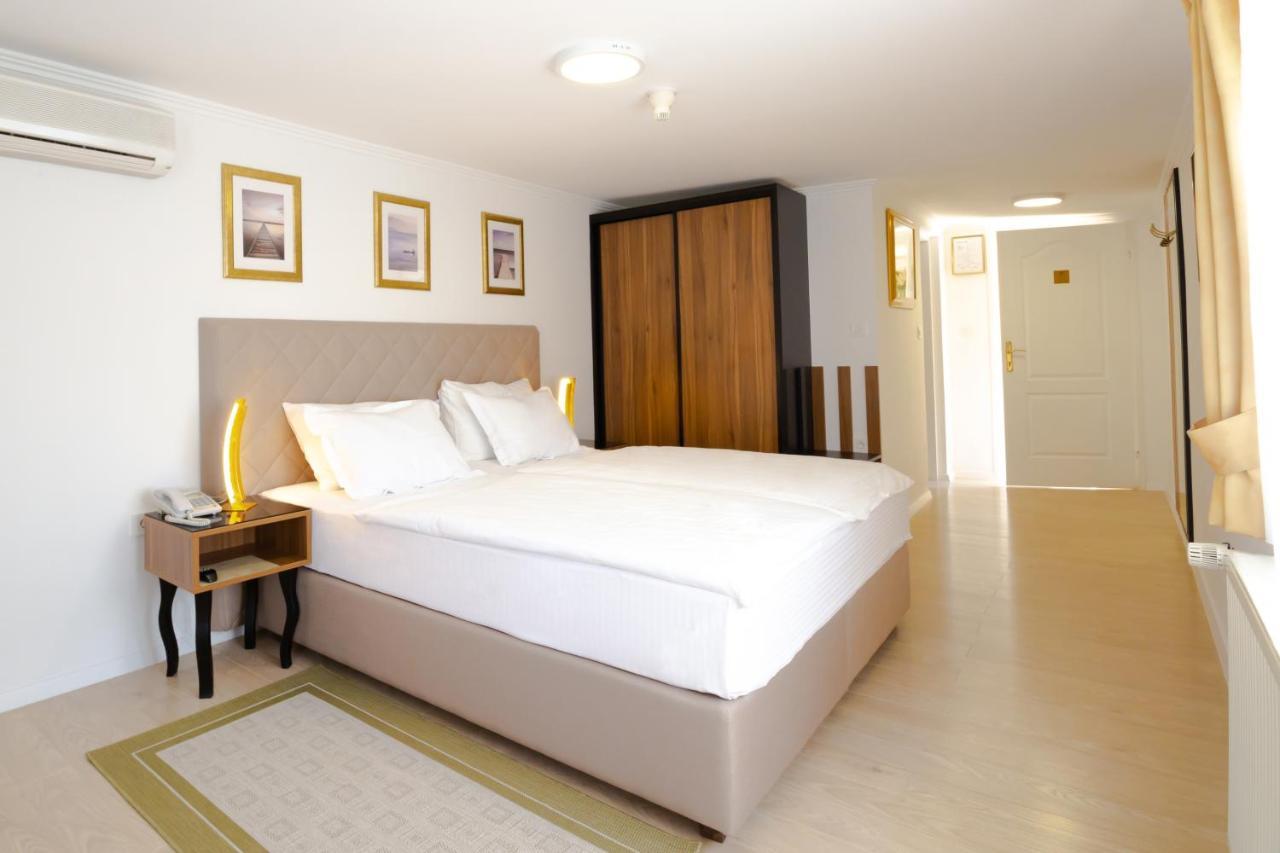 Hotel Vila Tina Загреб Экстерьер фото